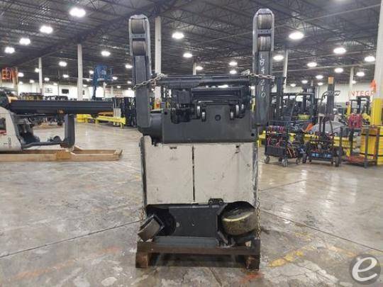 2017 Crown RMD6025-32 Electric Reach Truck - 123Forklift
