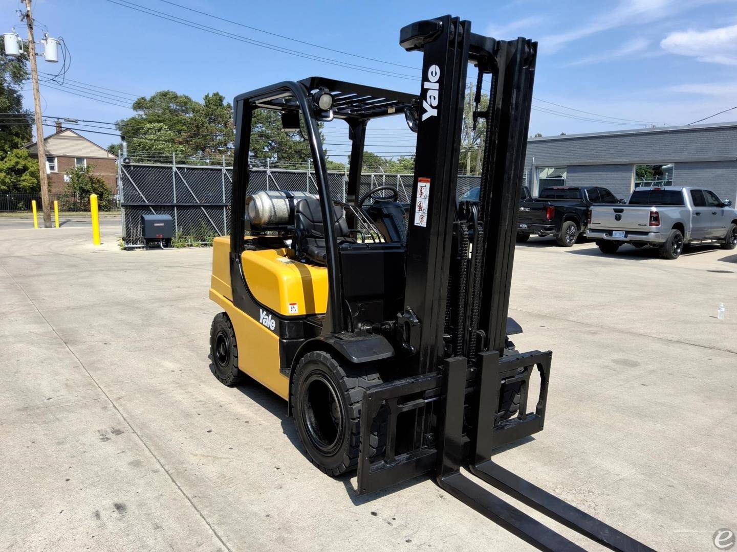 2013 Yale GLP060VX