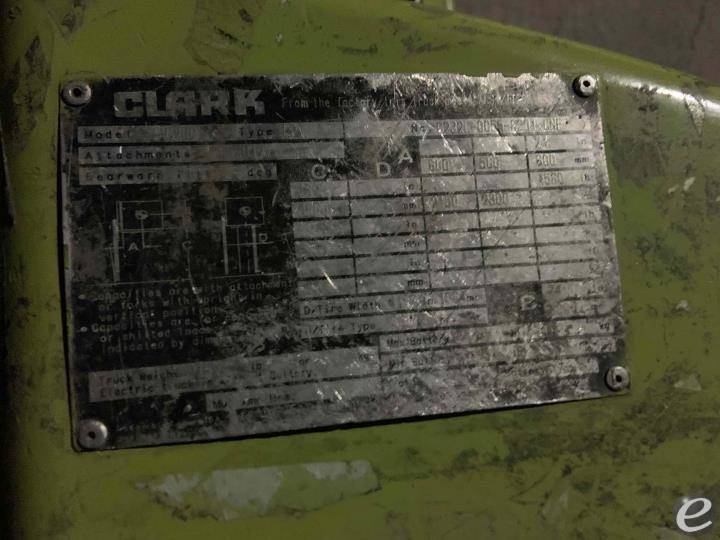 2017 Clark C25CL