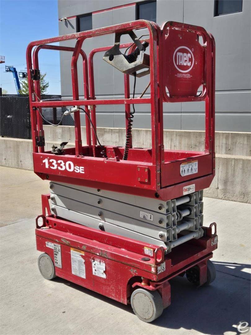 2019 MEC 1330SE Electric Scissor Lift - 123Forklift