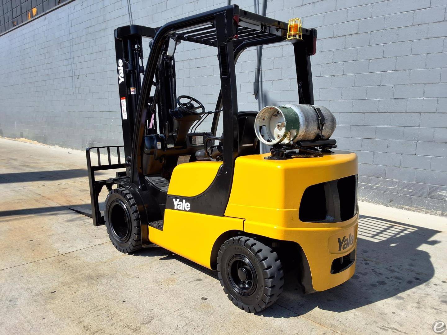2016 Yale GLP060VX
