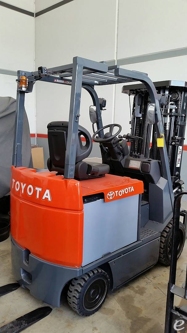 2010 Toyota 7FBCU25