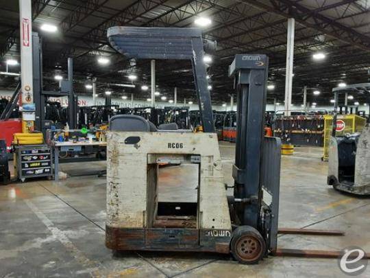 2006 Crown RC5545-40 Electric Forkl...