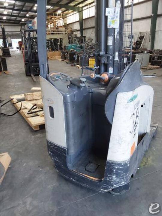 2016 Crown RM6025-45