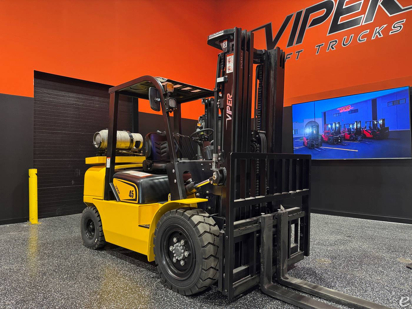 2026 Viper Lift Trucks FY45