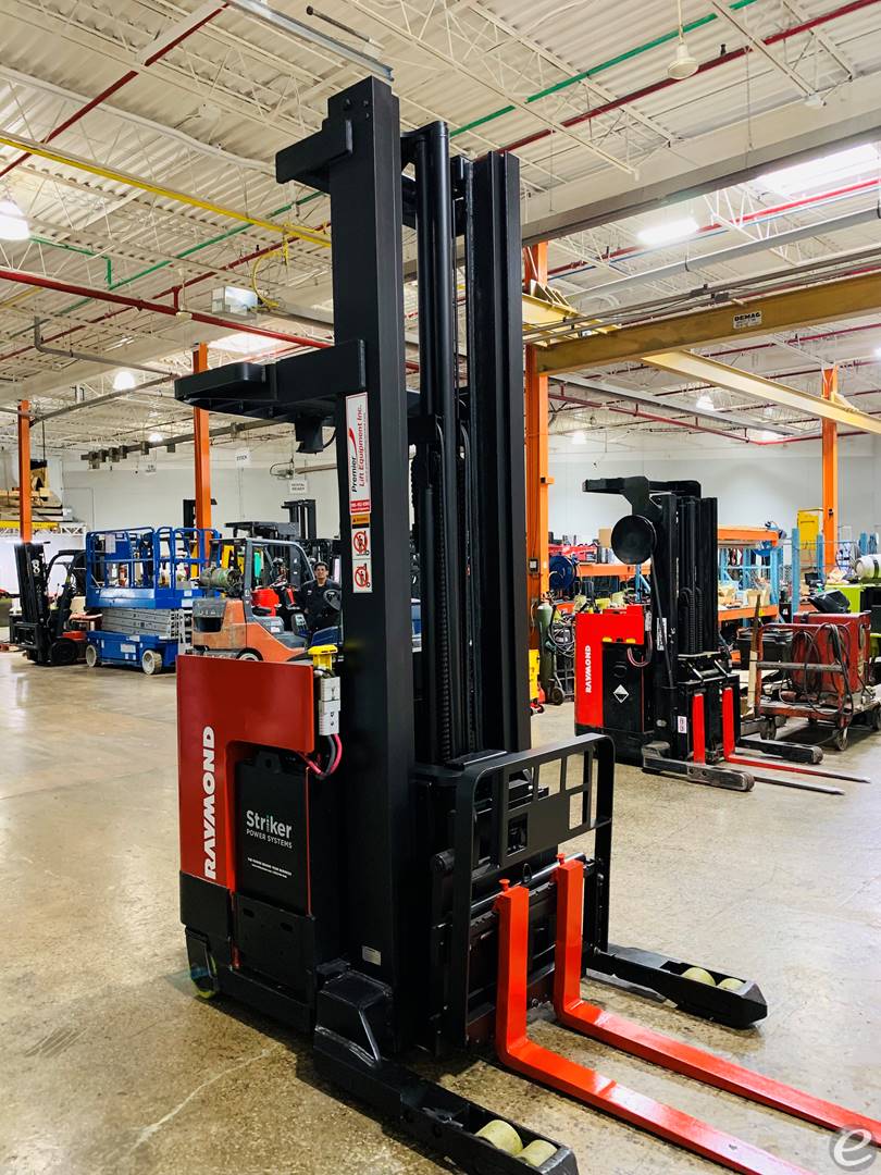  Raymond EASIR40TT Electric Reach Truck - 123Forklift