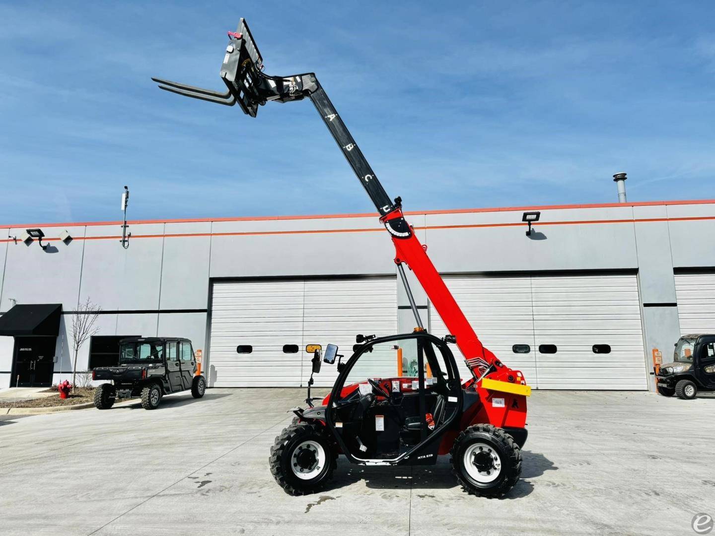 2025 Manitou MTA519