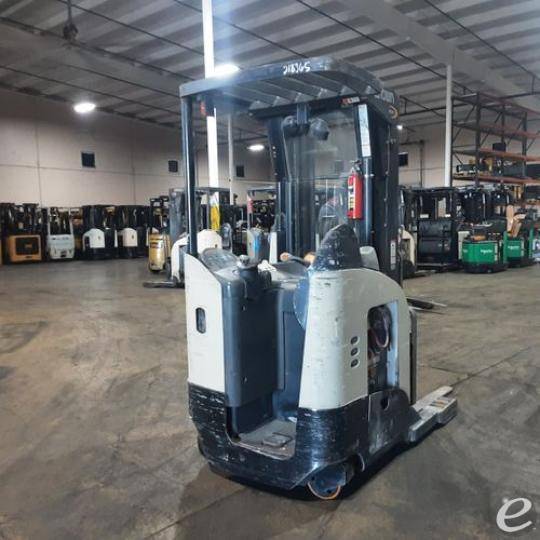 2016 Crown RR5725-45