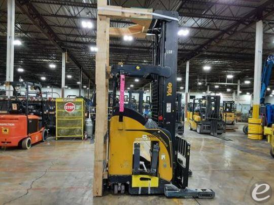 2015 Yale NR045 Electric Reach Truc...