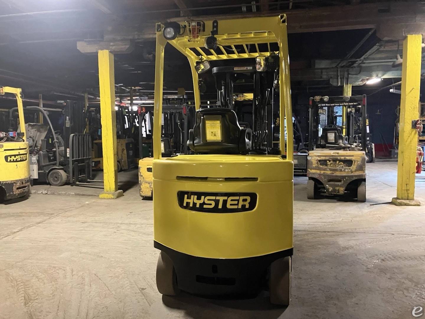 2019 Hyster E80XN