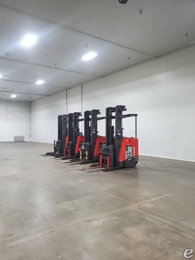 2006 Raymond EASI DR30TT Electric Reach Truck - 123Forklift