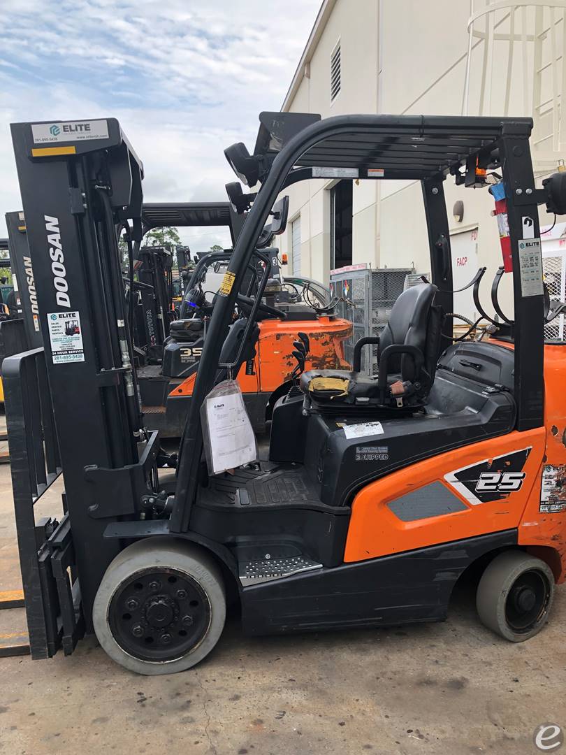 2019 Doosan GC25S-9