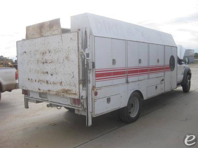 2006 Ford F550