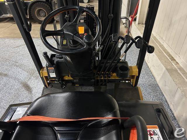 Cat E6000