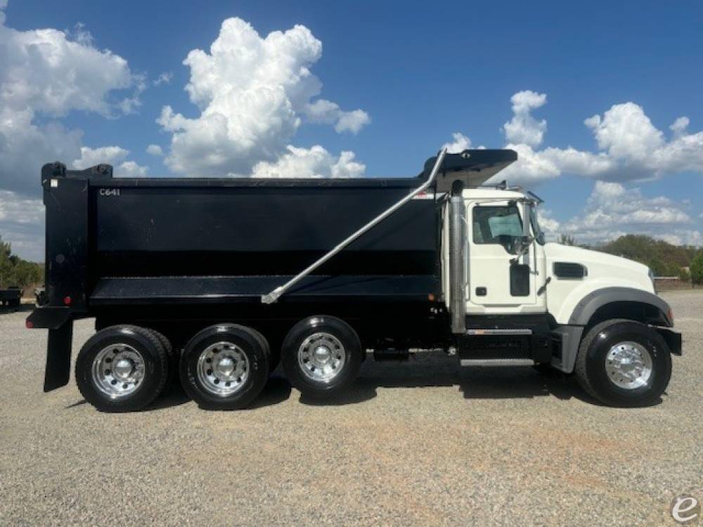 2024 Mack GRANITE 64FR