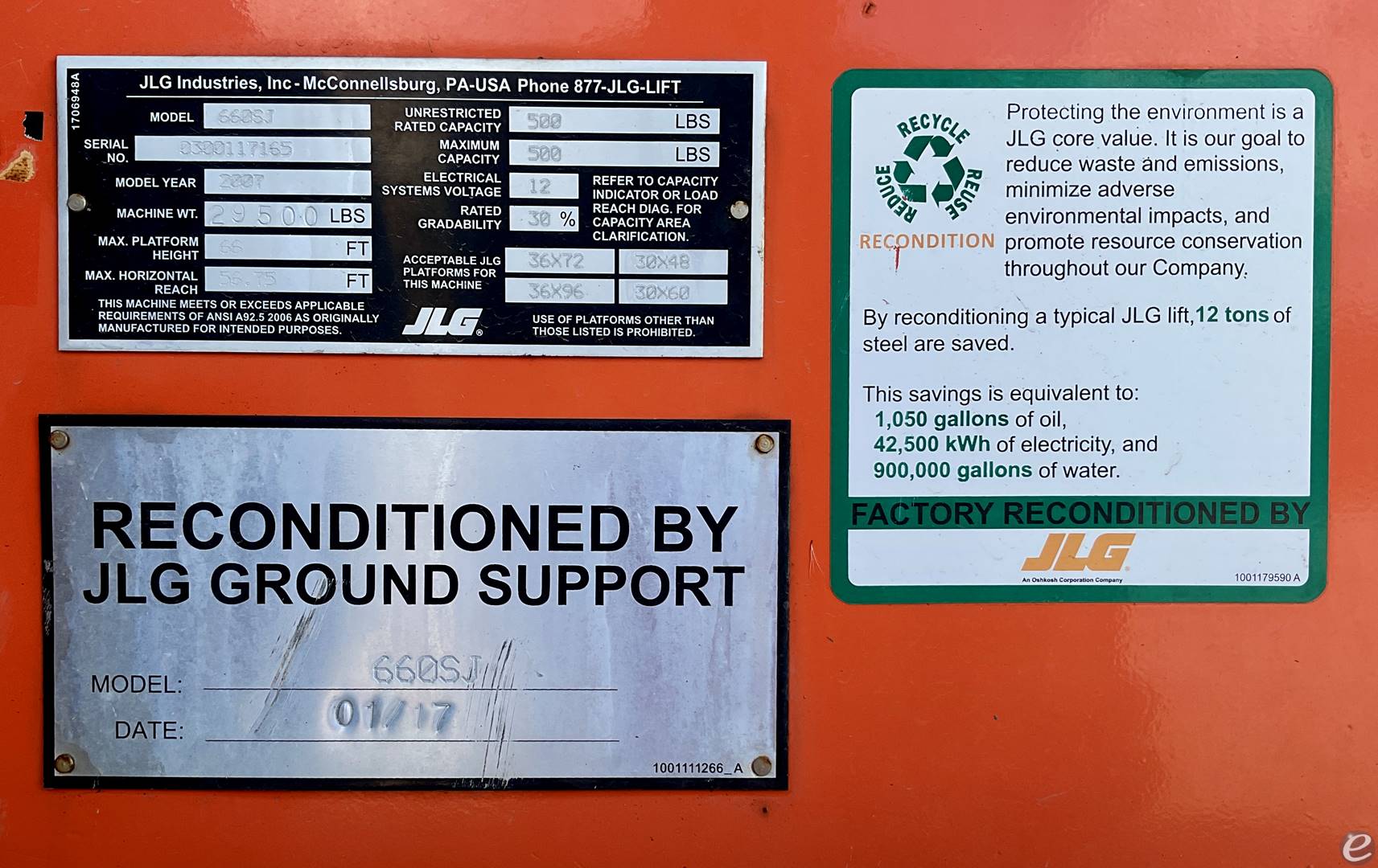 2017 JLG 660SJ
