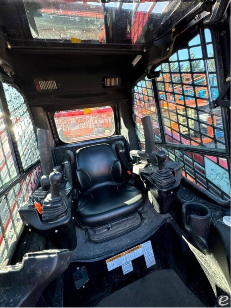 2023 Manitou 3200VT