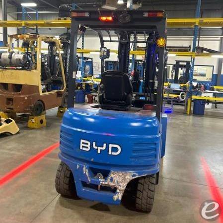 2023 BYD ECB35