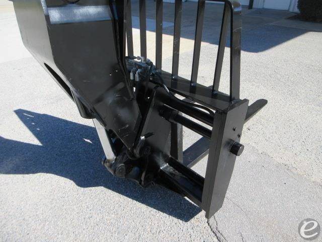 2015 JLG 1255