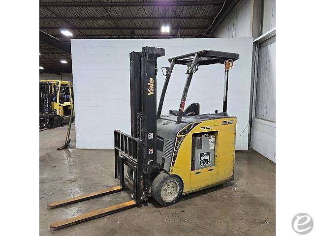 2019 Yale ESC040AD
