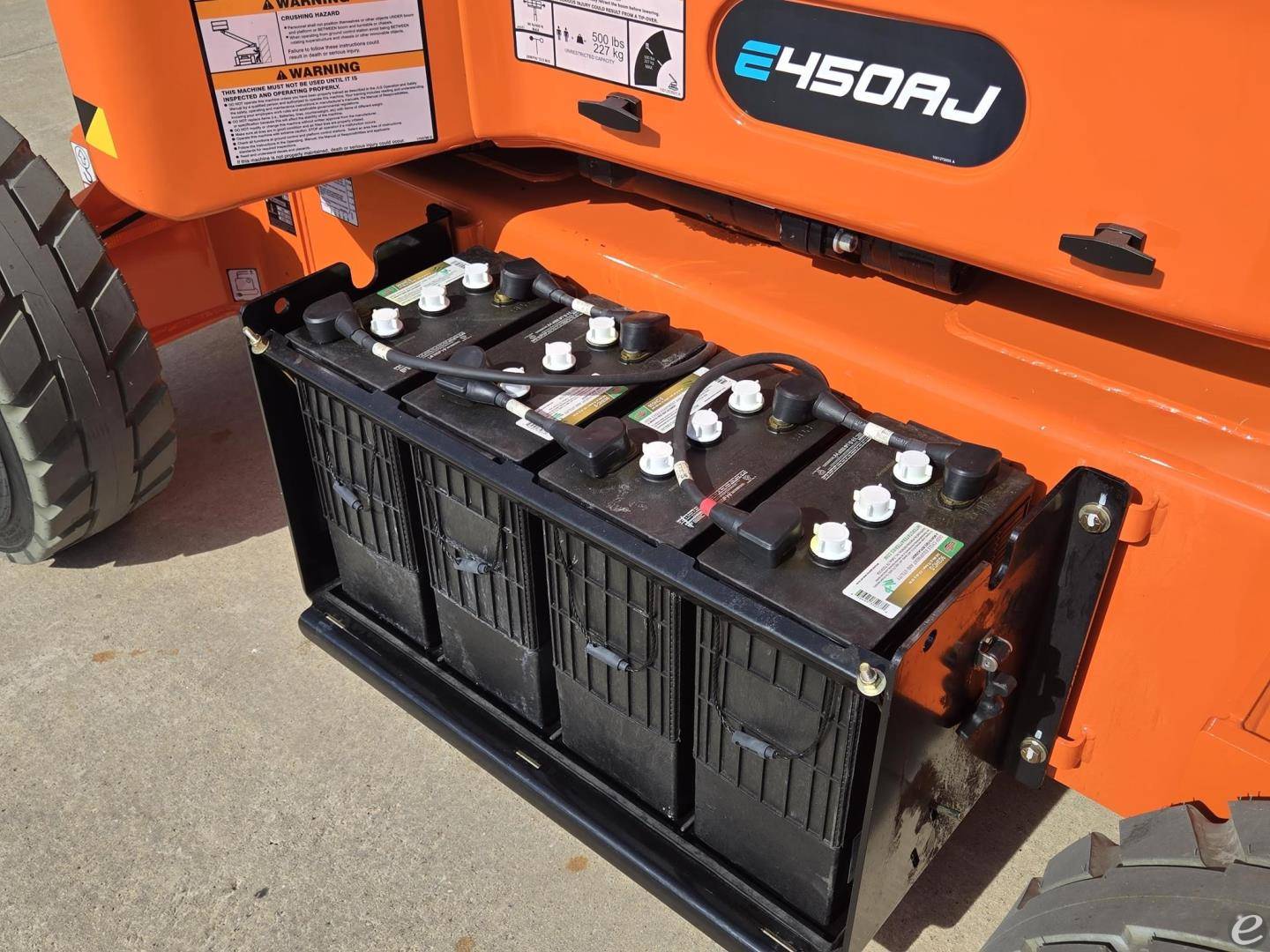 2022 JLG E450AJ