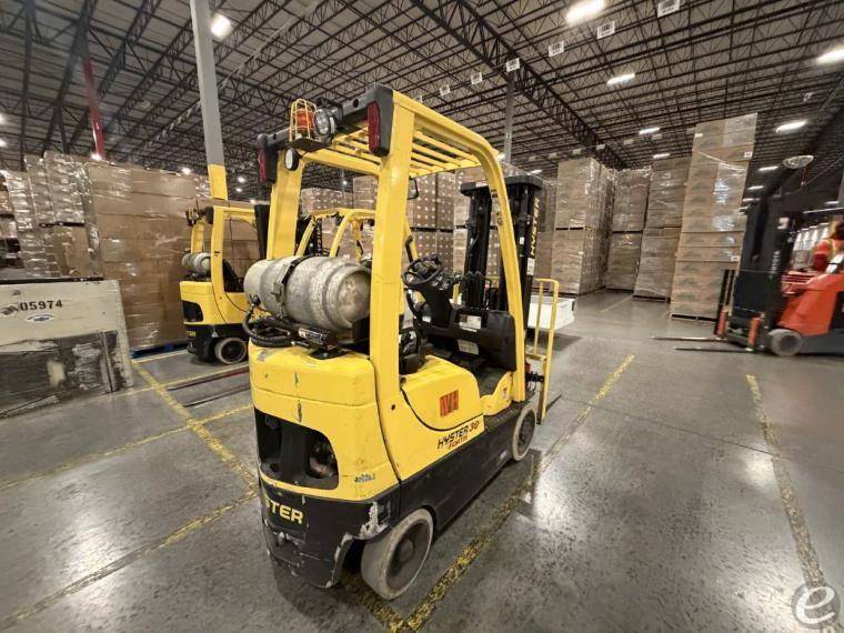 2023 Hyster S30FT