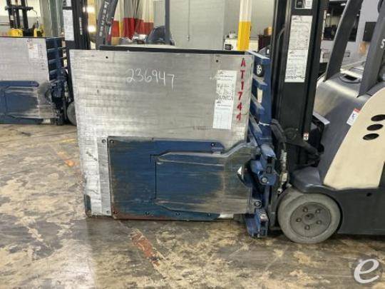2021 Rightline LC35H-10-AP-3AC