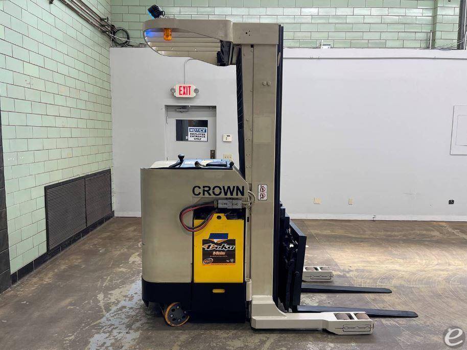 1995 Crown RR3020-45 Electric Reach...