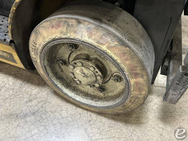 2017 Yale GLC050VXNDAE083
