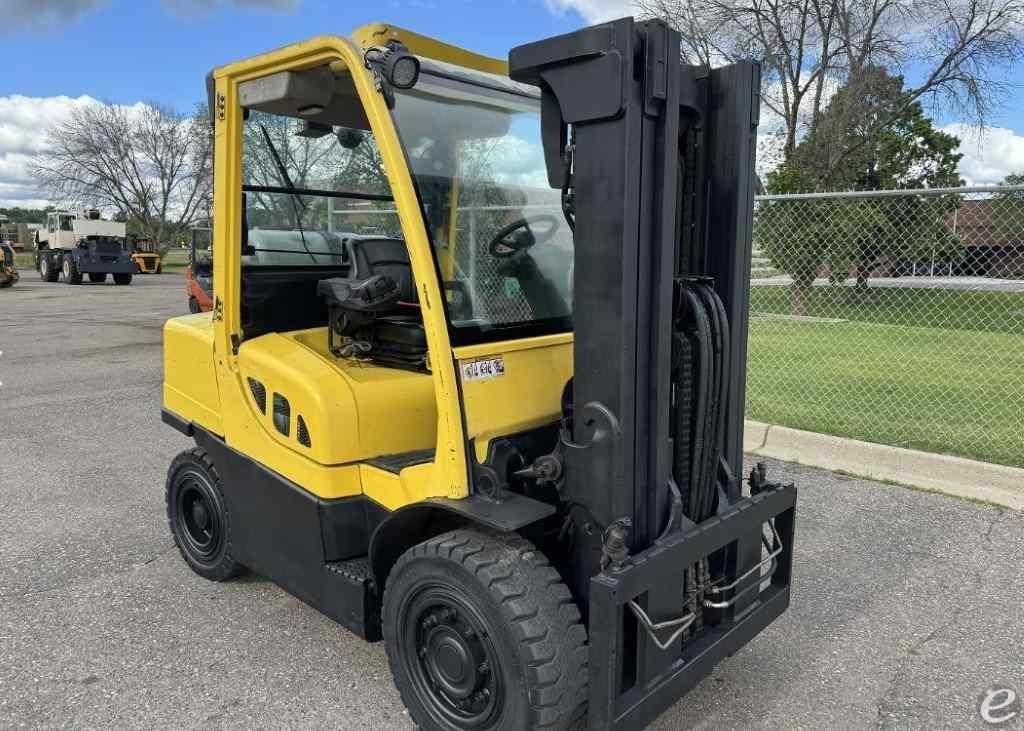 2012 Hyster H80FT LP Gas Forklift - 123Forklift