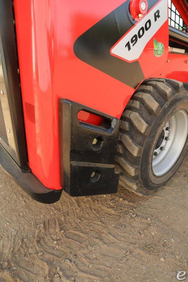 2026 Manitou 1900R