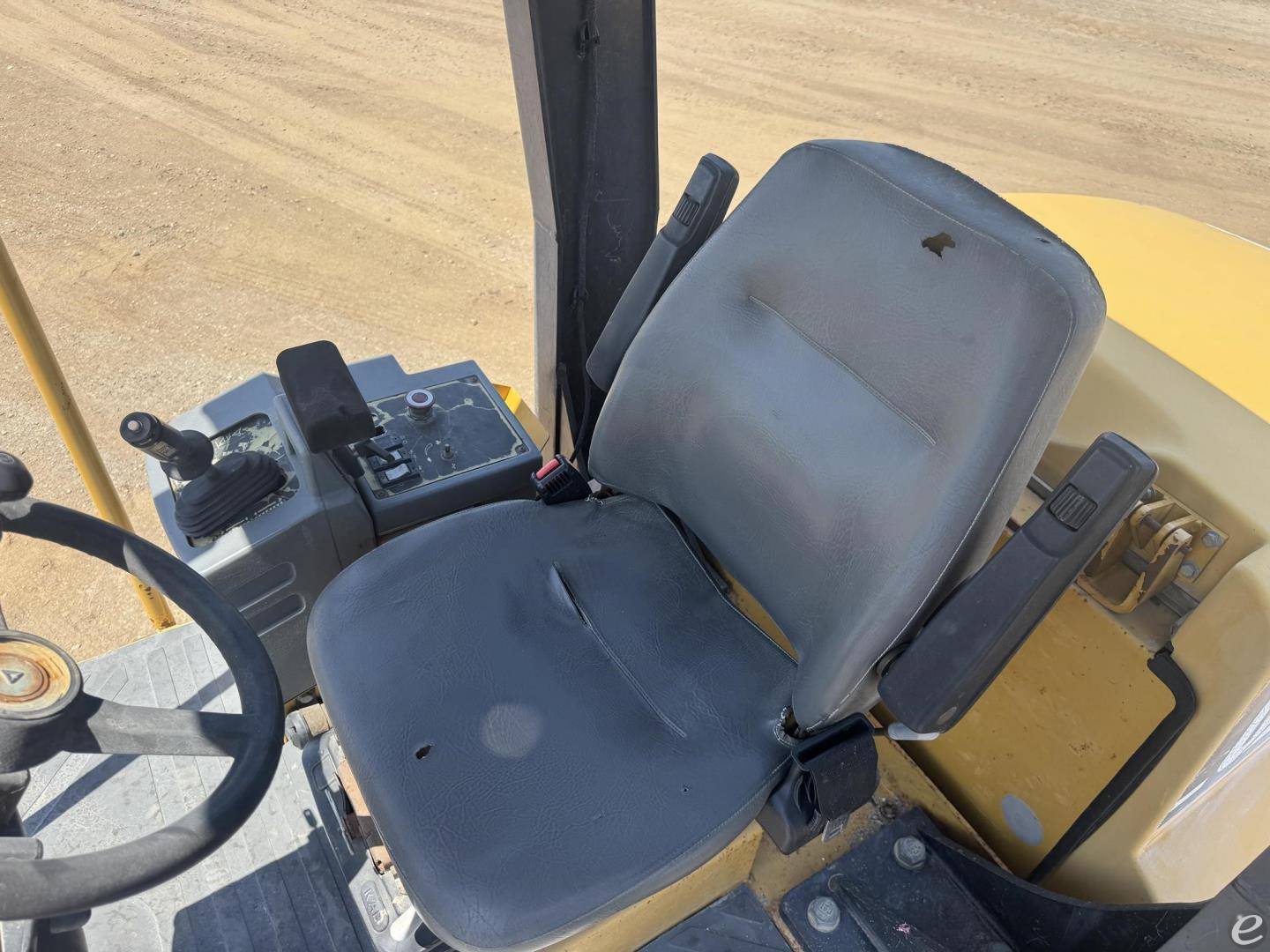 2006 Cat CS-563E