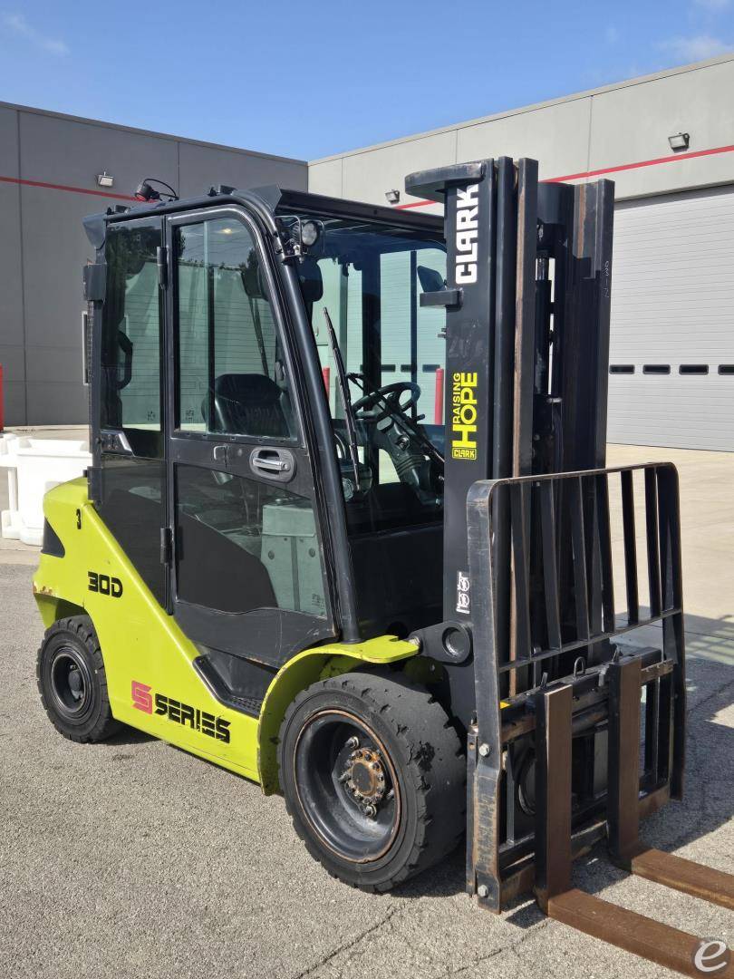 2022 Clark S30D