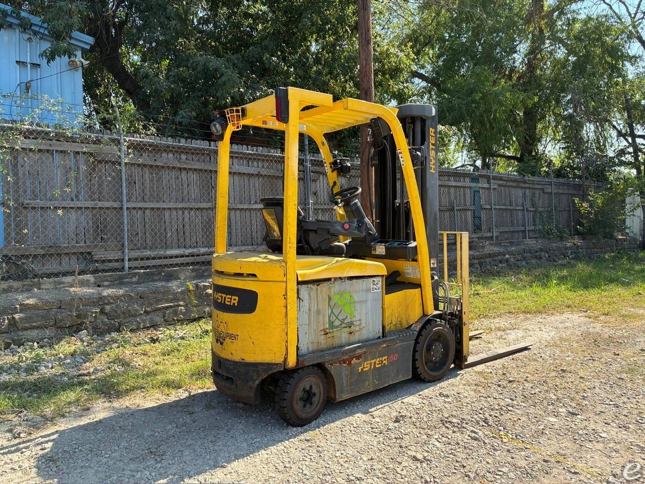 2014 Hyster E50XN-33