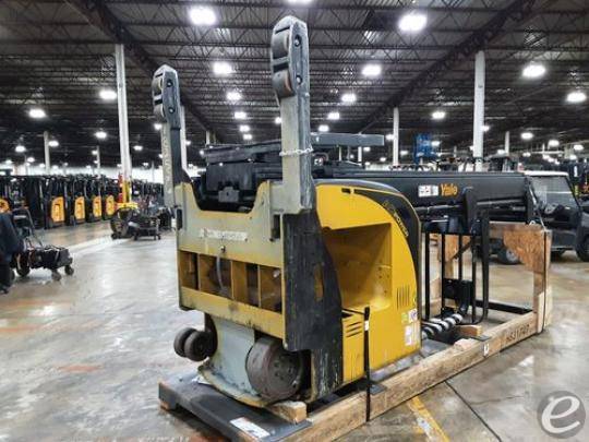 2018 Yale NR045 Electric Reach Truck - 123Forklift