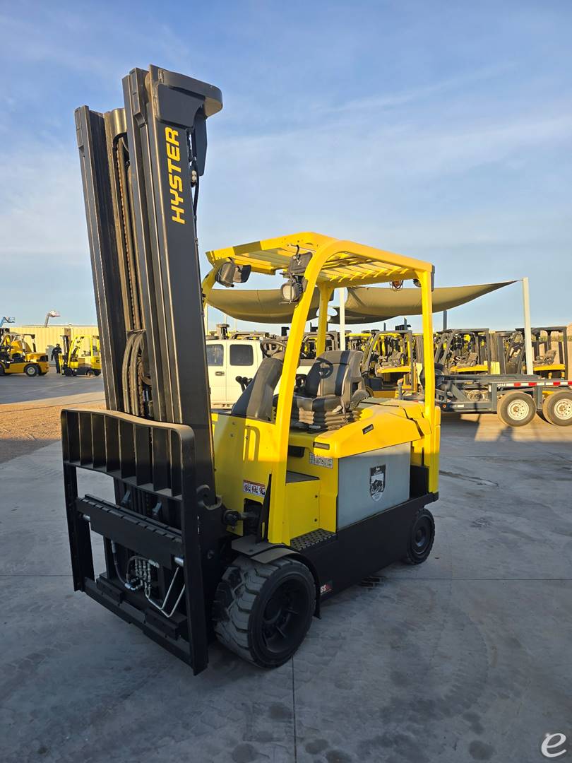 2017 Hyster E120XN