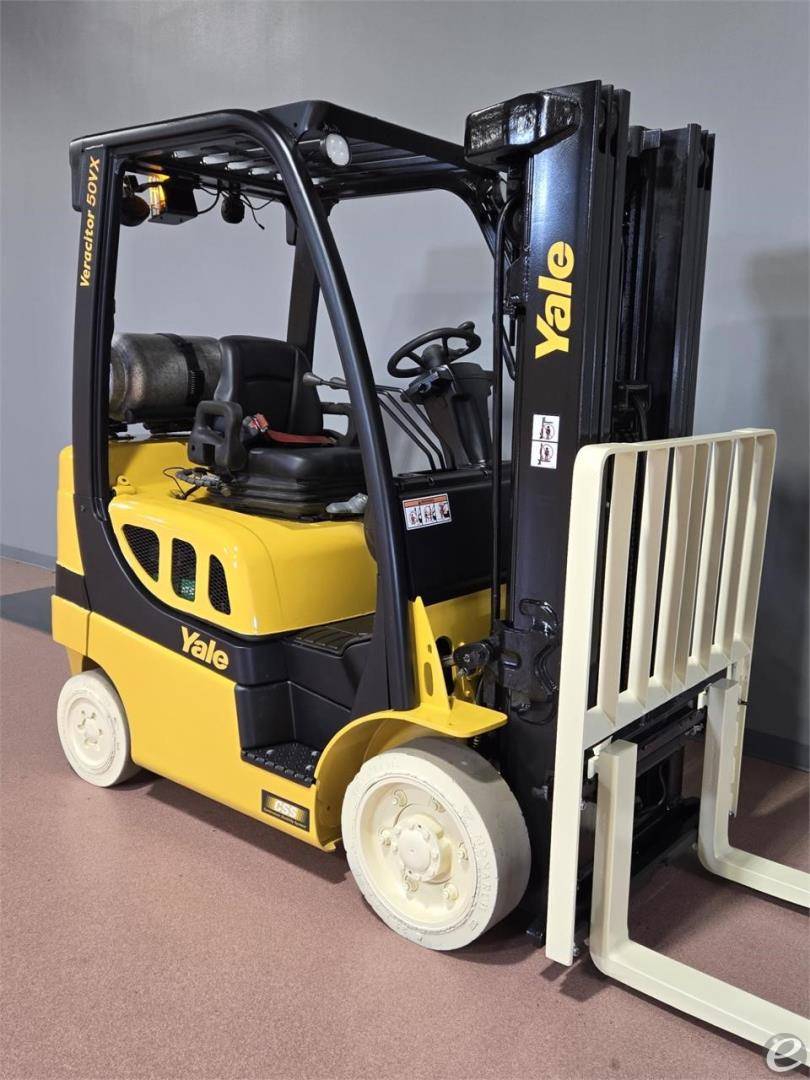 2017 Yale GLC050VX LP Gas Forklift - 123Forklift