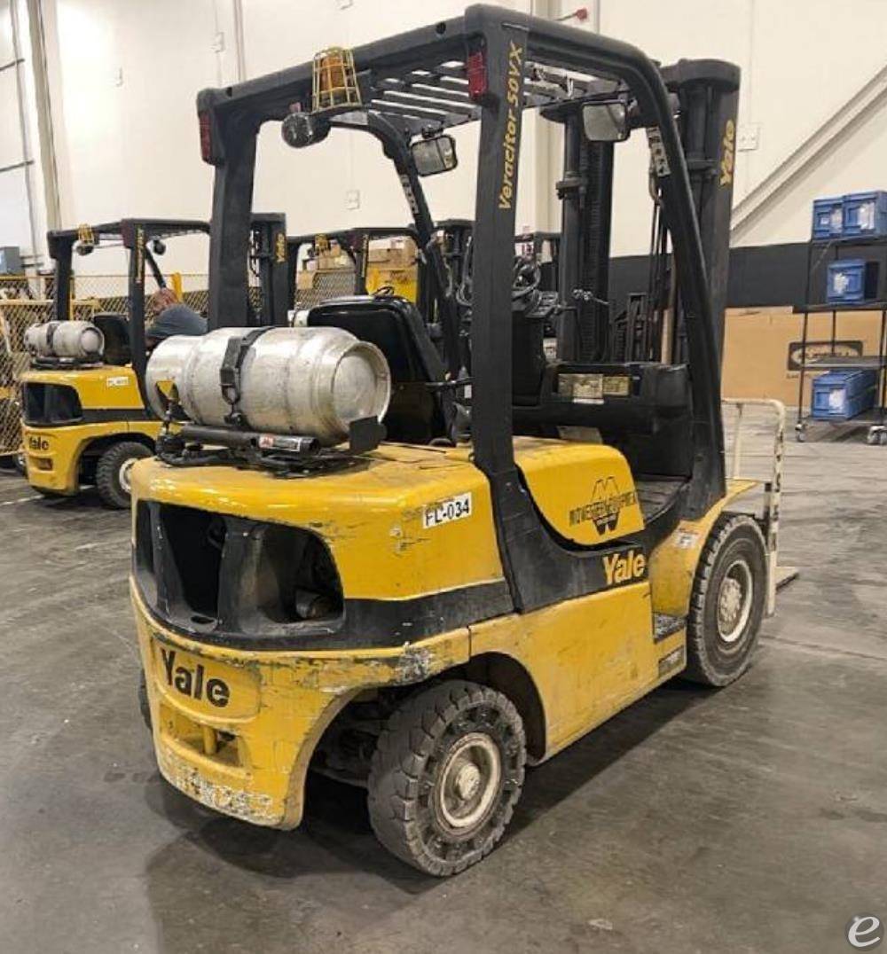 2011 Yale GLP050VX
