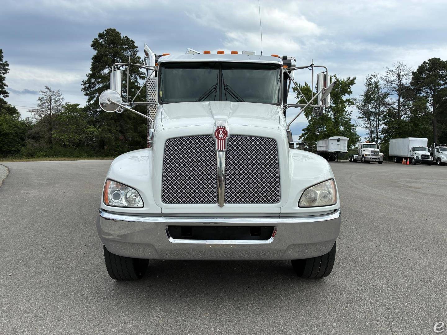 2019 Kenworth T370