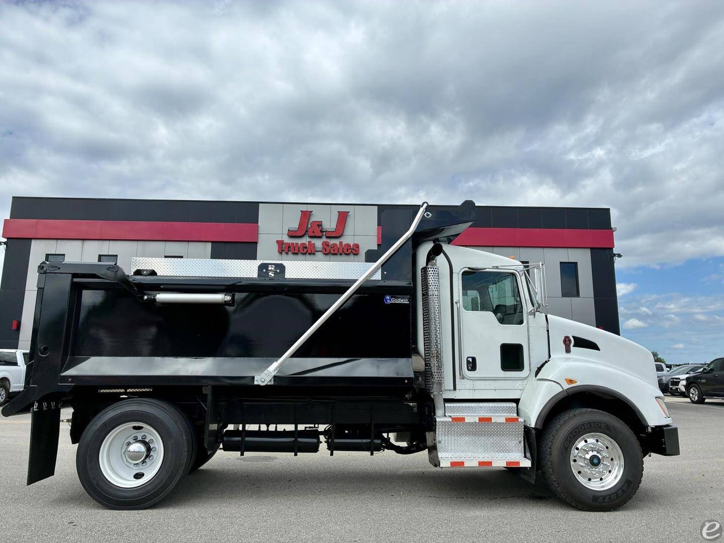 2012 Kenworth T440