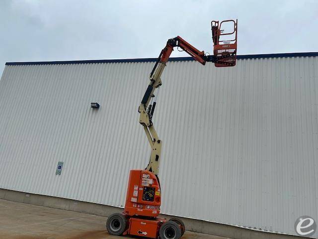 2014 JLG E300AJP