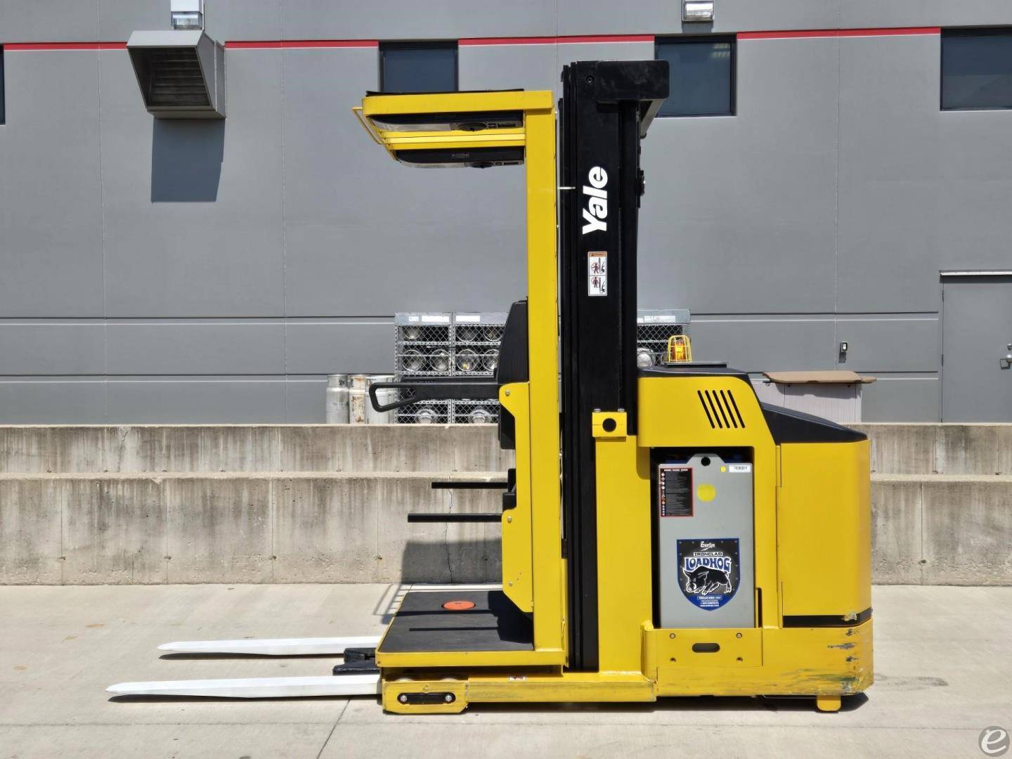 2021 Yale OS030BF Electric Order Pi...