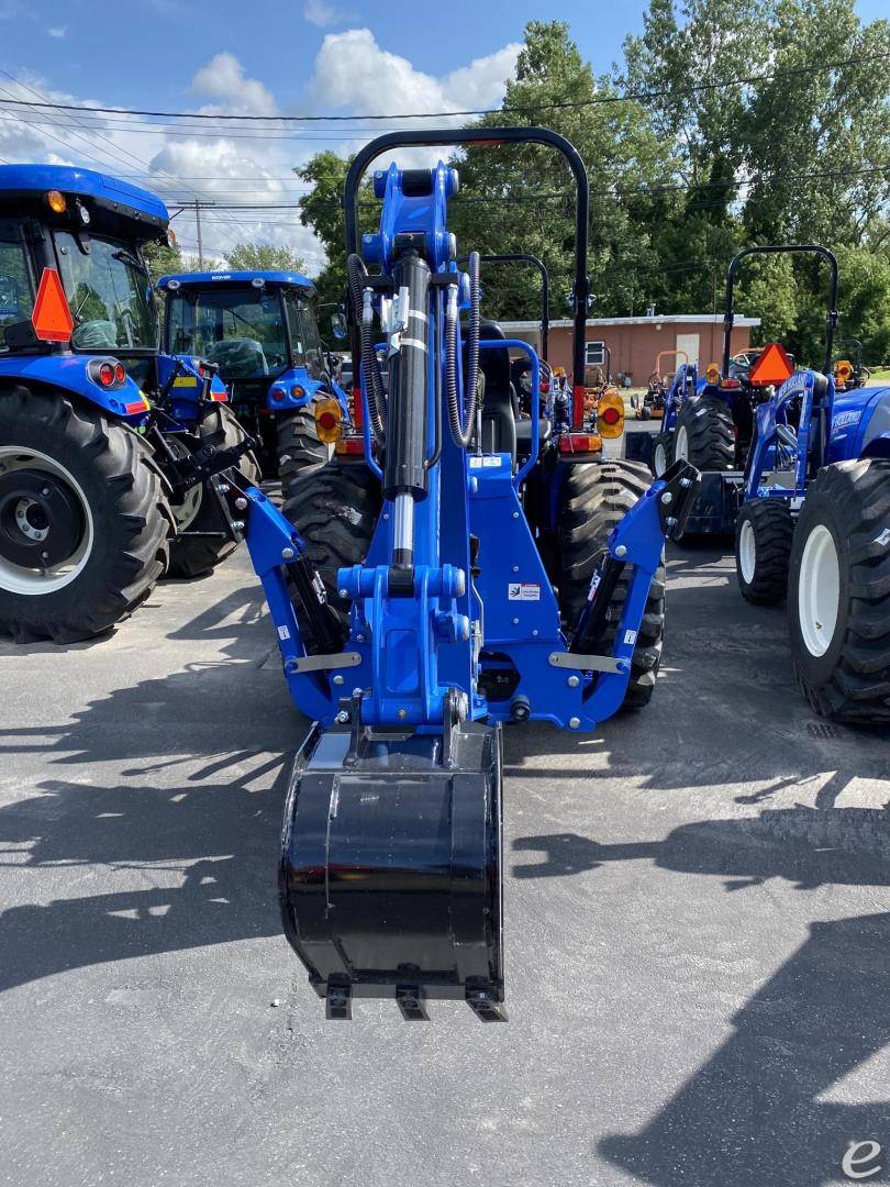 2025 New Holland WORKMASTER 25