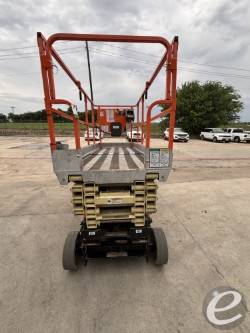 2014 JLG 3246ES