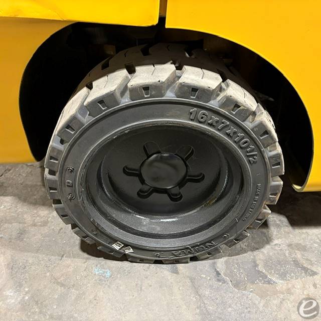 2021 Yale GLC070VX