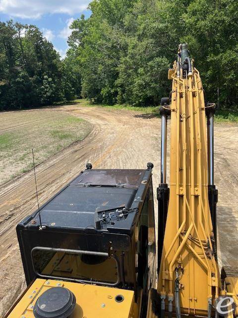 2017 Cat 323FL