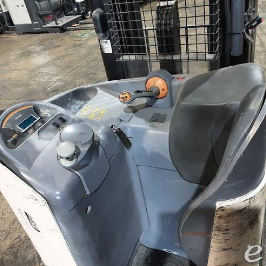 2018 Crown RR5725-45