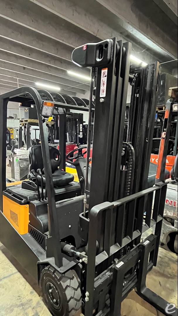 2024 Big Joe LVE35-197