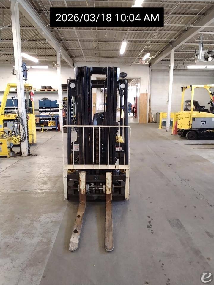 2017 Yale ERP040VT