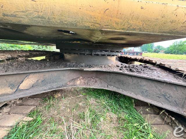 1994 John Deere 790E LC
